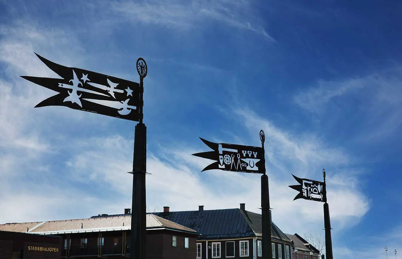 Arboga Flaggor gjorda i Järn tre stycken